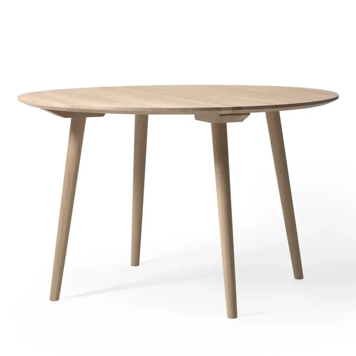 Mesa In Between SK4 | &Tradition | Tienda online Certificato