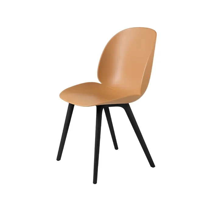 Must-Have Silla Beetle plástico | GUBI | Tienda online