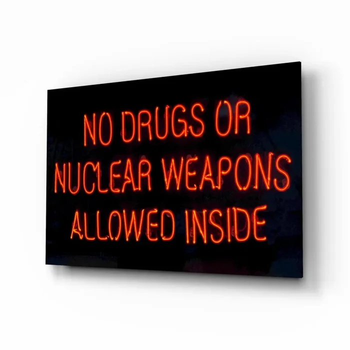 “No drugs” Glass Wall Art – 28.5 » x 18 «