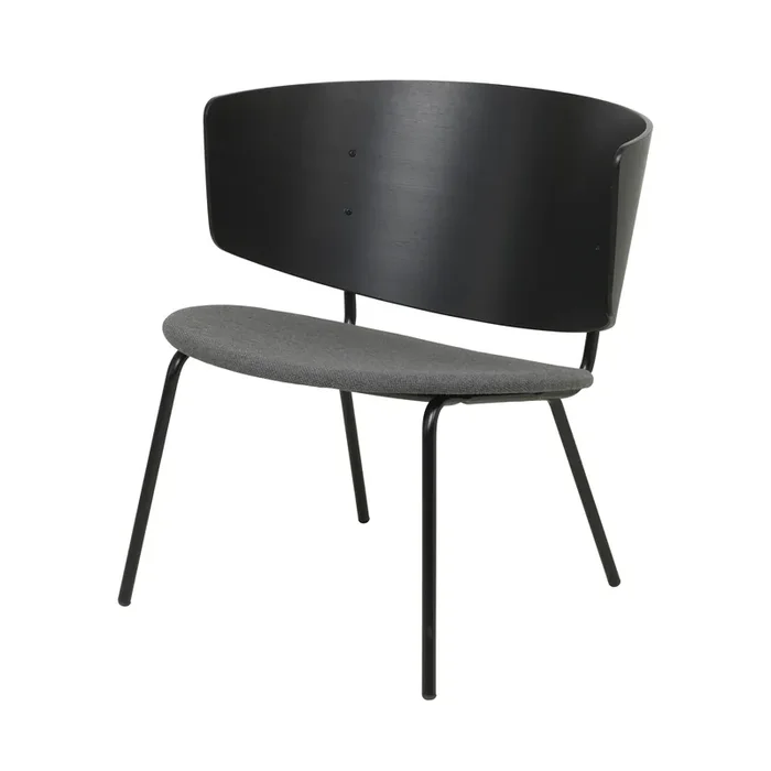 Sillón con asiento tapizado Herman | Ferm Living | Tienda online A Buon Prezzo